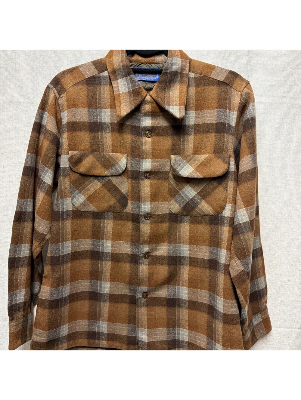 Pendleton Made in the USA Mens Plaid Wool Button-Up Shirt Size Medium